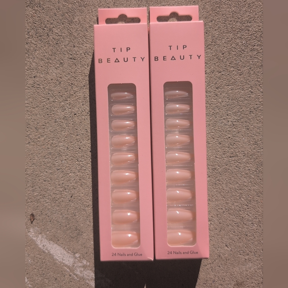 Tip Beauty Nude And White Press-On Nails 2pk Bundle